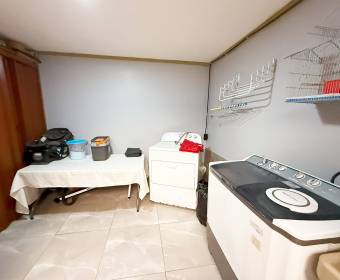 House for sale in Alto de Guadalupe, Goicoechea.