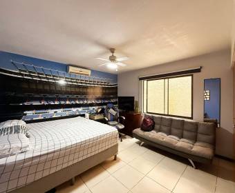 House for Sale in La Ribera de Belén, Private Gated Community.