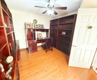 House for Sale in Villa Luisiana Residential Community in San Joaquín de Flores, Heredia.