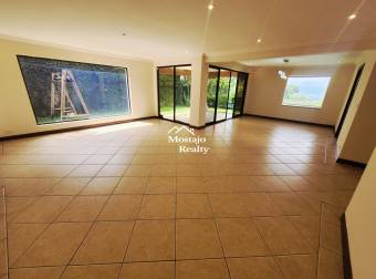 Venta de Casa separada, Condominio, San Antonio de Escazú