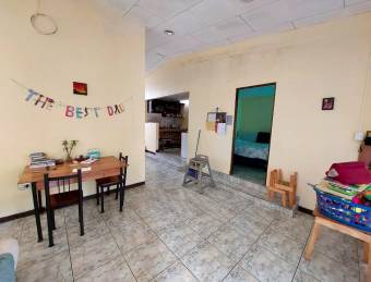 Se vende casa con oportunidad para inversión en Goicoechea San José 26-355