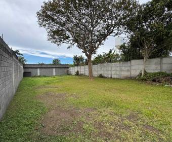 Lot for Sale in Santo Tomás, Santo Domingo de Heredia