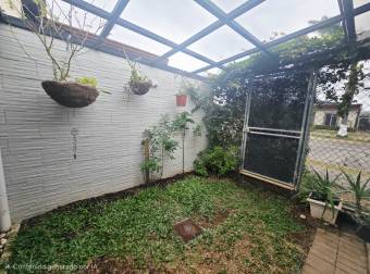 VENTA DE CASA EN CONDOMINIO TERRAZAS DEL NORTE, SAN RAFAEL, ALAJUELA