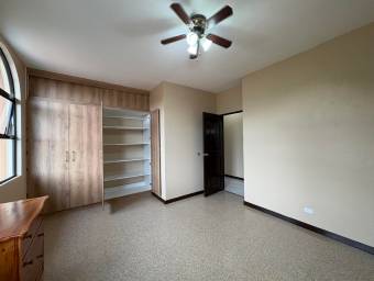 Alquiler de Sobrio Apartamento en Escazú / Mls. 26-1172 OFC JB