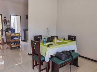 Alquiler de Casa en La Trinidad-Moravia. RAH 26-1266