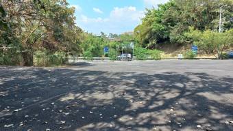 Alquiler de Amplio Lote en Escazú / Mls. 24-1273 OFC JB Alquiler de Amplio Lote en Escazú / Mls. 24-1273 OFC JB