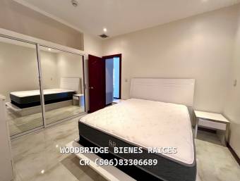 Escazu apartamento en alquiler $2.700 amueblado /3 dormitorios