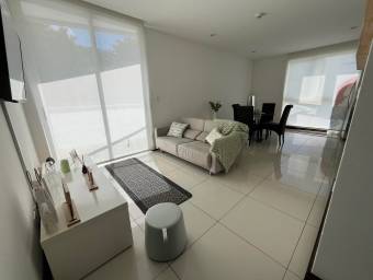 Alquiler de Precioso Apartamento en Escazú / Mls. 26-1120 OFC JB