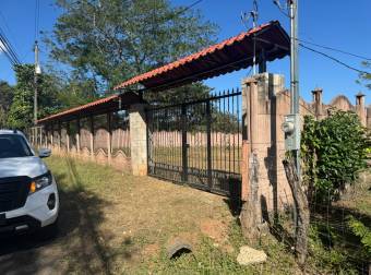 Lote de 919 metros cuadrados listo para construir en Portegolpe