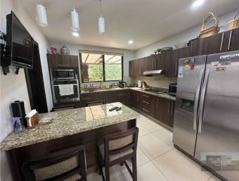 VENTA DE CASA, HEREDIA, ULLOA, CONDOMINIO FRANCOSTA - 9741927 VENTA DE CASA, HEREDIA, ULLOA, CONDOMINIO FRANCOSTA - 9741927