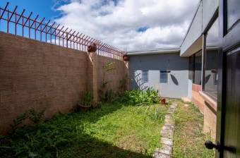 VENTA DE CASA, SAN JOSÉ, CURRIDABAT, SÁNCHEZ, LOMAS DE AYARCO - 9738424