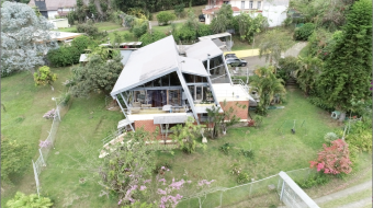 For sale / Finance House in San Rafael, Montes de Oca