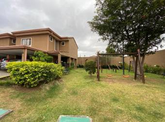 TERRAQUEA CIPRESES DE CURRIDABAT Hermosa Casa en Condominio Con Cableado Subterráneo