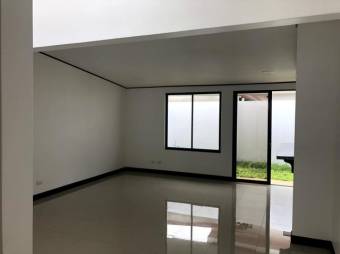 se vende casa con acabados modernos a estrenar en el coyol alajuela 20-346