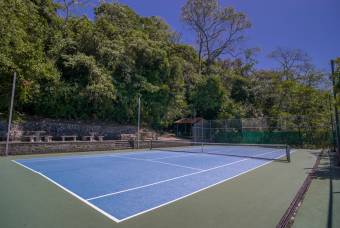 TERRAQUEA Hermosa casa de una planta, en exclusiva zona de Escazú. Precio de oportunidad