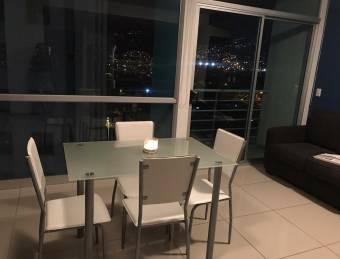 Apartamento en Condominio Bambú. Excelente ubicación.