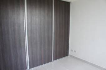 se alquila apartamento con liena blanca en alta vista heredia 21-83