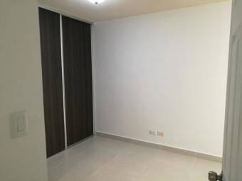 se alquila apartamento con liena blanca en alta vista heredia 21-83