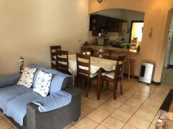 se vende casa de una planta en san francisco de Heredia 21-1106