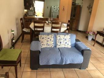 se vende casa de una planta en san francisco de Heredia 21-1106