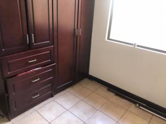 se vende casa de una planta en san francisco de Heredia 21-1106