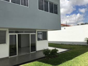  Beautiful house for sale in Ayarco, Curridabat