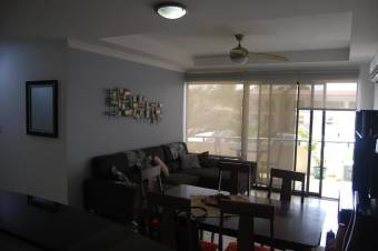 CG-20-1645.  Exclusivo Apartamento en SantaAna, Venta.