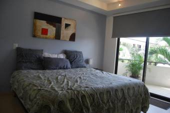 CG-20-1645.  Exclusivo Apartamento en SantaAna, Venta.