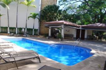 CG-20-1645.  Exclusivo Apartamento en SantaAna, Venta.