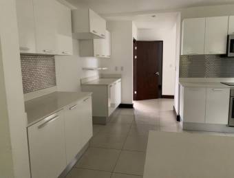 Venta de casa ubicada en San José, Escazú, Condominio Vistas de Escazú 