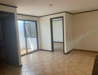 Venta de casa ubicada en  San José, Santa Ana, Condominio Tierra del Sol. Del Restaurante Baccus 200