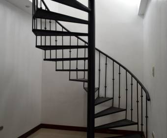 Beautiful house with 2 floors in Aserrí.
