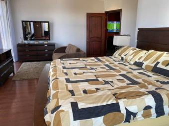 Venta de Apartamento en Escazú Centro. 20-458a 