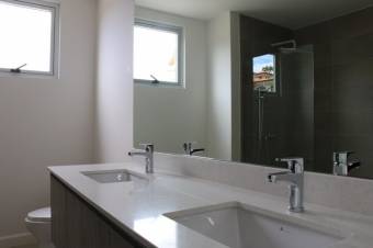 Venta de Apartamento en Escazú Centro.21-1081a