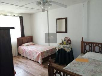 V#72 Atractiva Quinta en venta/ Atenas