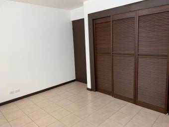 Se alquila lindo apartamento en Pozos de Santa Ana 22-1538