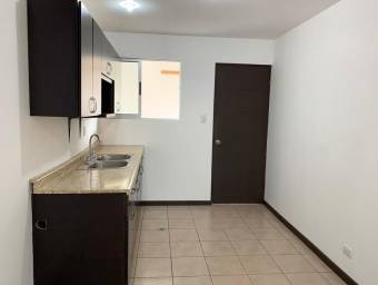 Se alquila lindo apartamento en Pozos de Santa Ana 22-1538