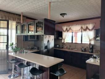 Se vende hermosa casa en Cartago. 22-290