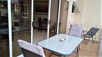 Se vende Lujoso apartamento en San Rafael de Escazú 22-259