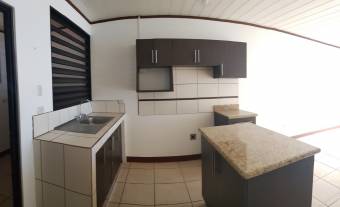 Precioso Apartamento en Alquiler, Guapiles Centro       