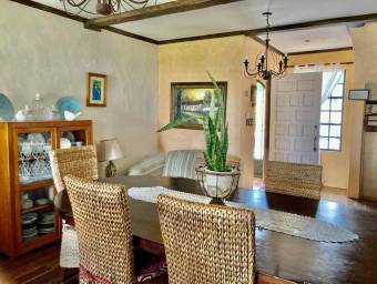 Precio $250.000. Vendo preciosa casa en Barva de Heredia MLS#21-1490