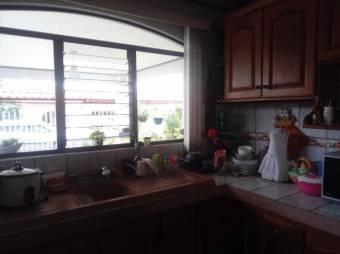 Bonita y comoda casa en Venta,  Guapiles       CG-20-1815