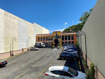 Se vende edificio comercial 22-991, $ 2,043,000, 11, San José, Escazú
