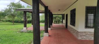 Moderna casa en Venta,  PocoJimenez      CG-21-1270