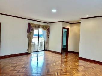 MLS-22-1023 VENTA CASA GUACHIPELIN ESCAZU