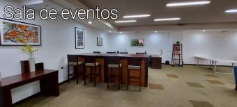 Se vende edifico, gran oportunidad de inversión, en Merced San José. 22-571