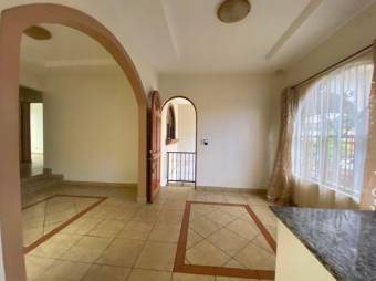 MLS-22-1656 VENTA CASA DESAMPARADOS SAN JOSE