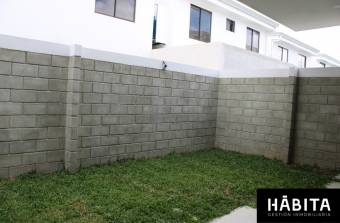 ¡Se vende casa nueva en condominio Distrito San Juan! 