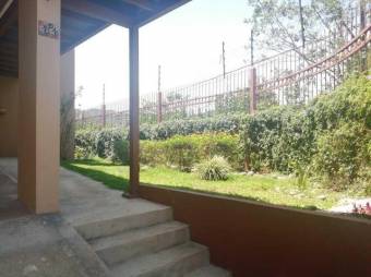 Vendo o alquilo hermosa propiedad en La Itaba Lomas de Ayarco MLS#22-123
