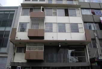 Se vende edificio frente al Banco Central en San José centro 21-1145